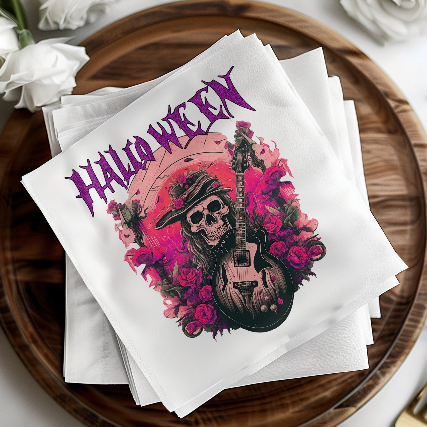 Spooky meets rock n roll with these Halloween napkins, ideal for your next Halloween or music-themed bash.
