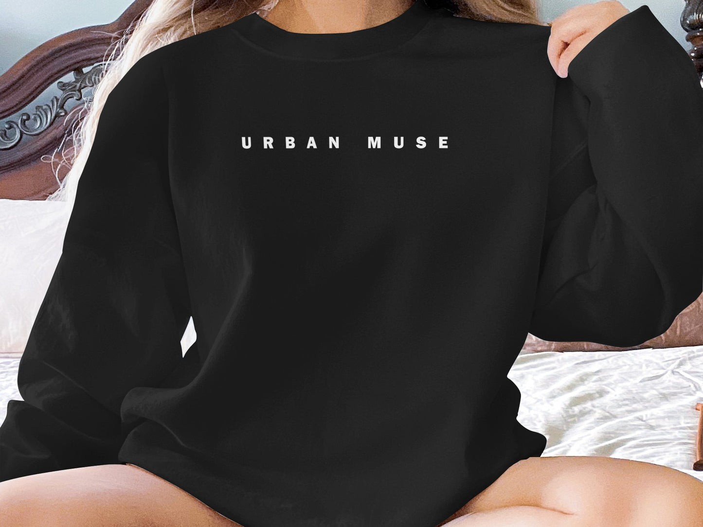 Urban Muse Sweatshirt Black