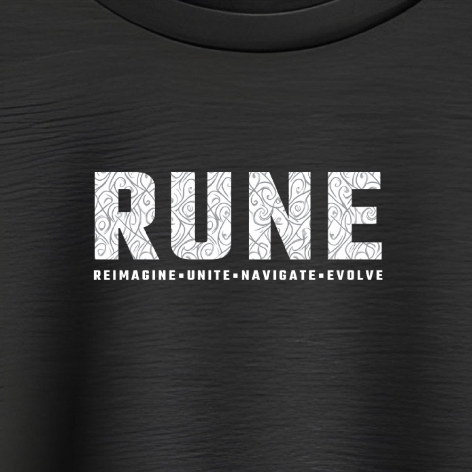 RUNE T-shirt Logo close up